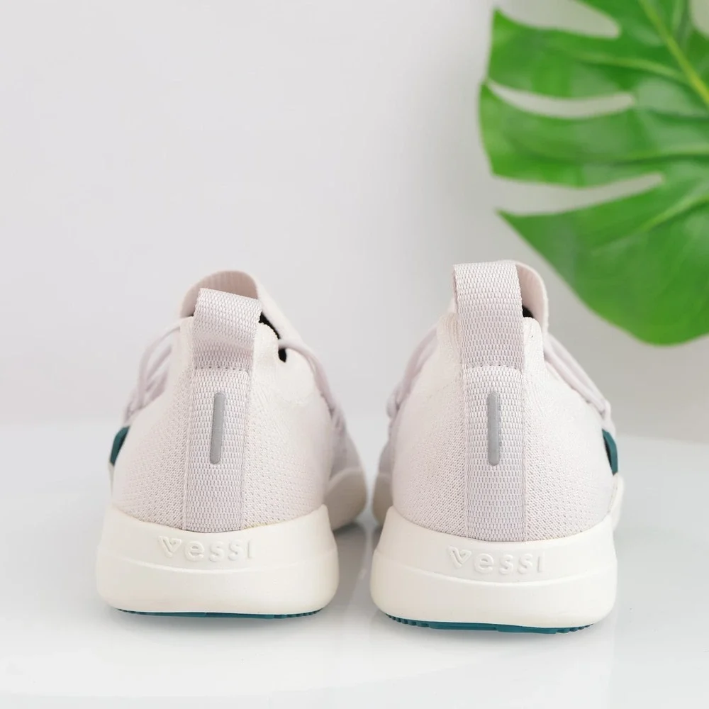 Vessi Womens Cityscape Classic Sneaker Size 8 Waterproof White Rose Lace Up Shoe